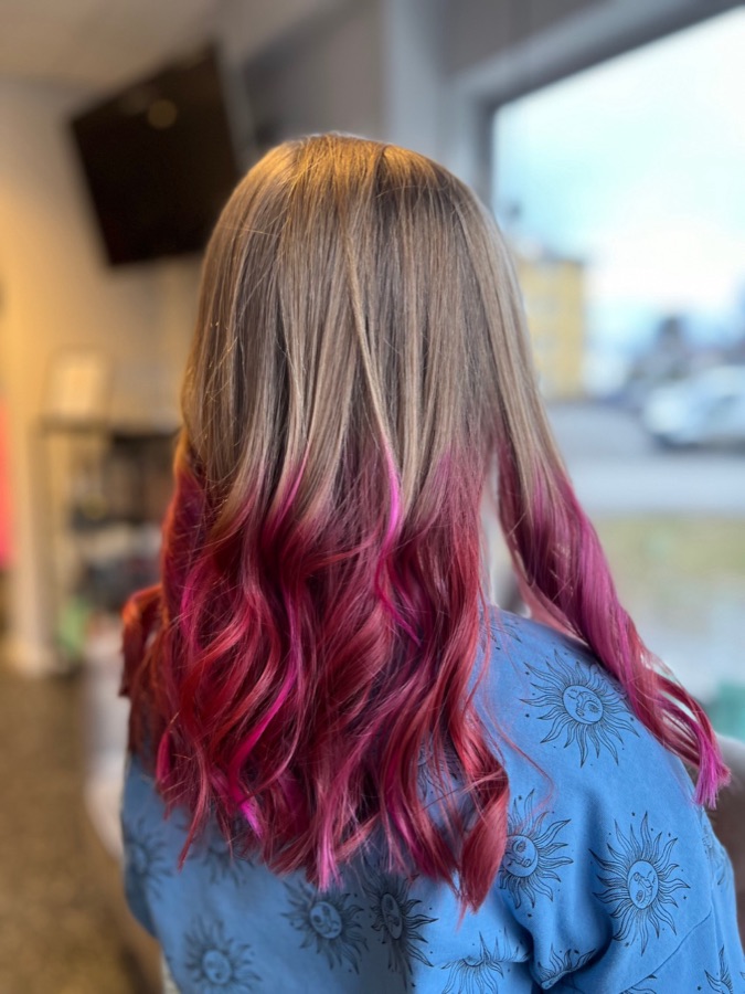 Rosa ombré med lockade toppar